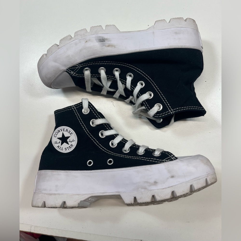 Converse Black & White High Top Platforms Women’s Size 6 ~ Men’s Size 4